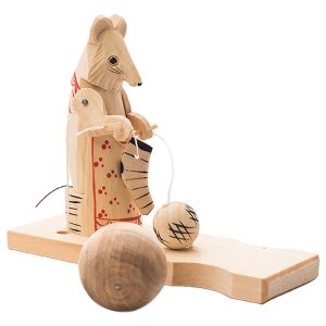 Knitting Mouse Carved Toy